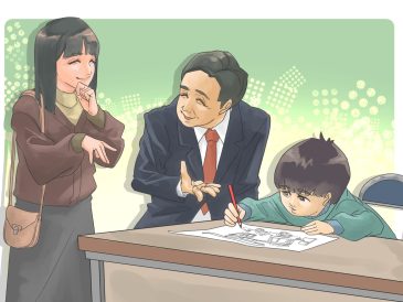 子供の様子を離す教師と保護者