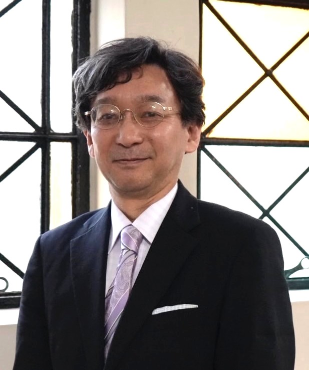 青山新吾先生