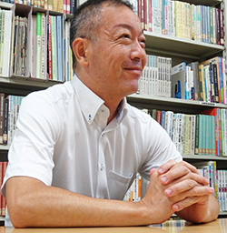 茅野政徳教授