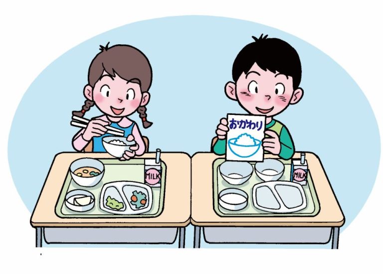 支援カード「おかわり」の絵カードをす子供