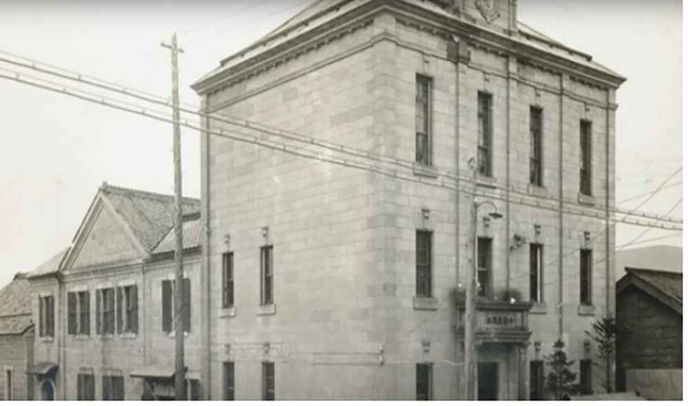 画像　小樽新聞社