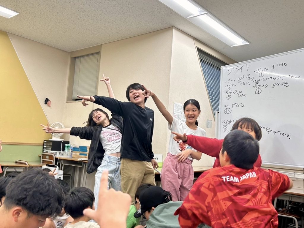 花メンでの学びの一場面。一人一人がエネルギー全開だ。